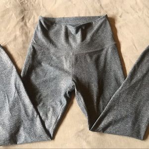 beyond yoga - grey heather high rise 7/8 leggings
